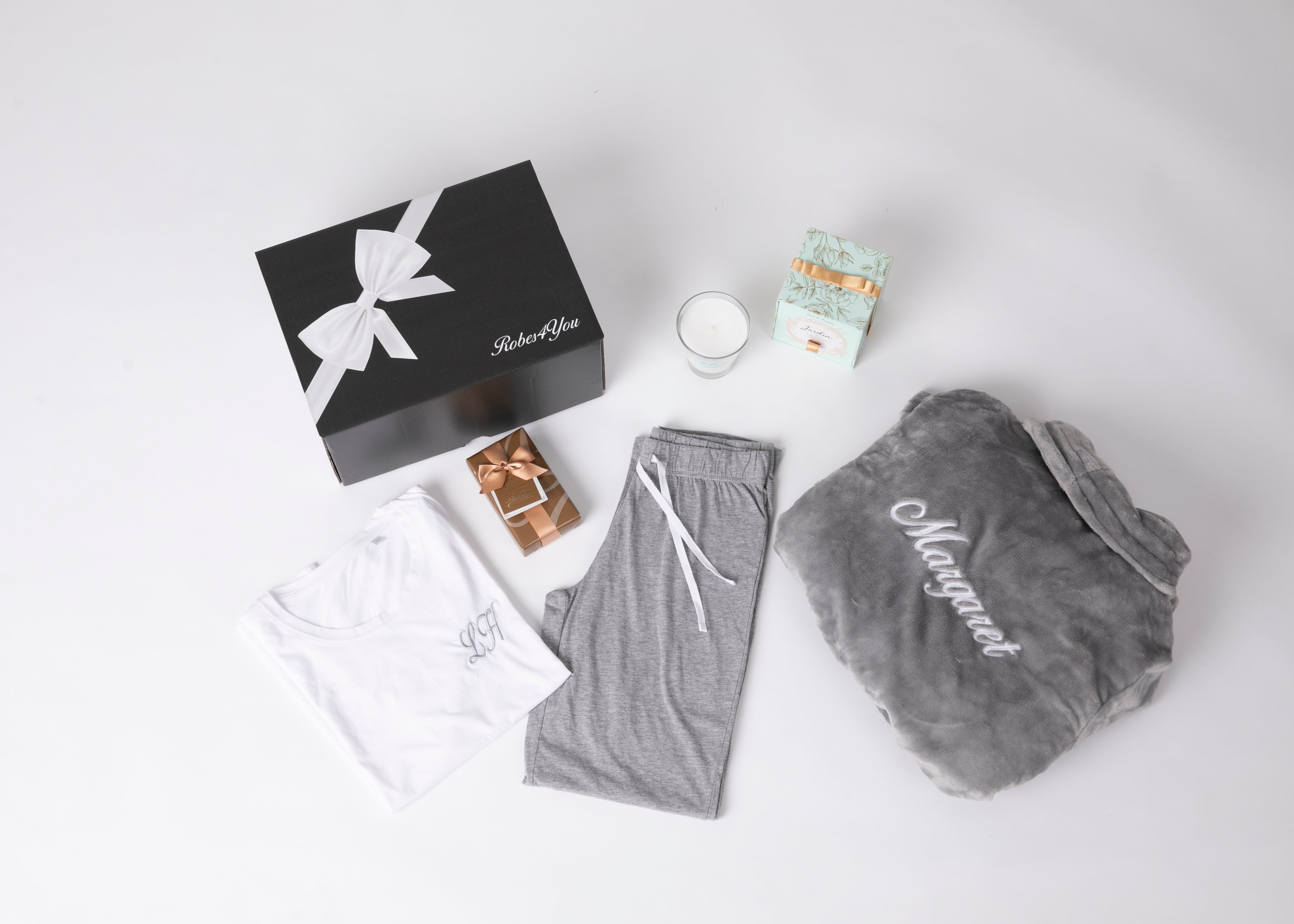 Luxurious soft fluffy  Robe Hamper with Cotton long pyjamas ,Chocolates and a Candle in a gift box